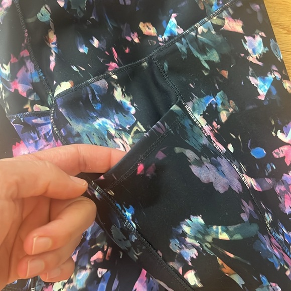 RBX ultra hold cropped leggings XS extra small pockets new floral abstract crop - Picture 12 of 14